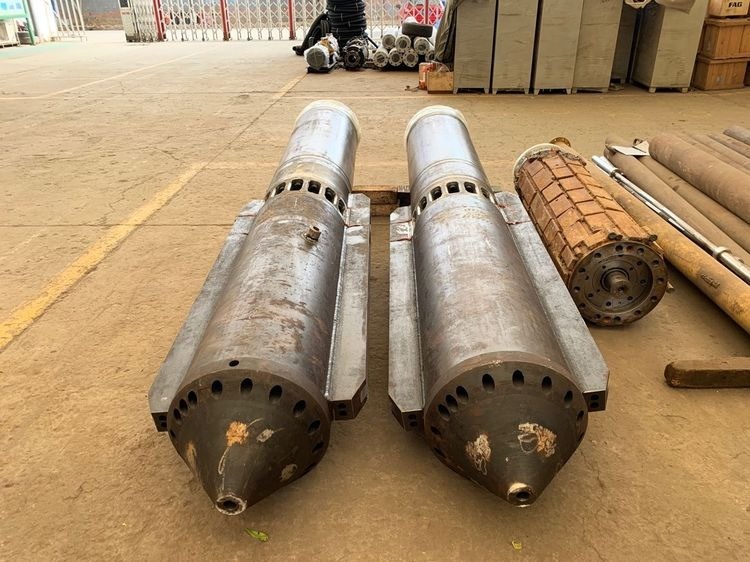 Impulsione sua Construção em Aço com Equipamento Vibroflot Gerador de Energia 400 KVA 3445 mm de Comprimento