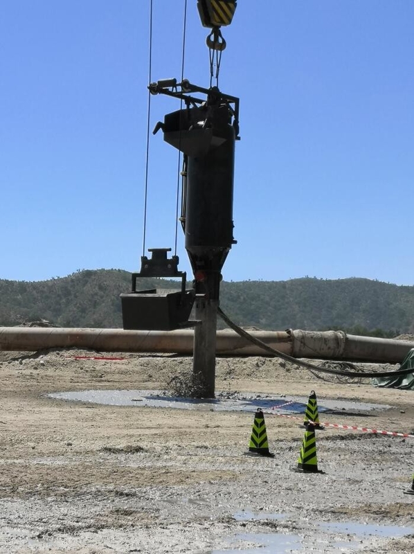 Crane Type Double Bins Bfs Vibroflotation 180kw trabalhou a profundidade 24m da pilha